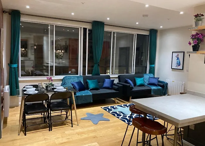 Central Sheffield 3Bed 3Bath V Pent-Apartment